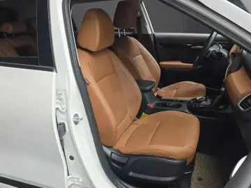 2024 Kia Seltos с пробегом 23 018 км
