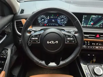2024 Kia Seltos с пробегом 23 018 км