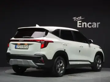 2023 Kia Seltos с пробегом 37 090 км