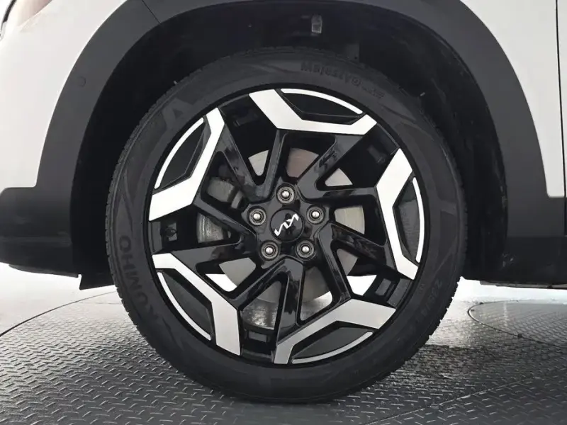 2022 Kia Seltos с пробегом 56 792 км