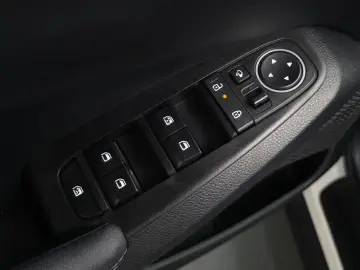 2022 Kia Seltos с пробегом 56 792 км
