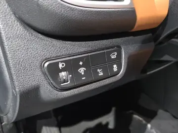 2024 Kia Seltos с пробегом 23 259 км