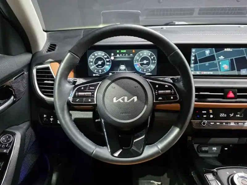 2024 Kia Seltos с пробегом 23 259 км