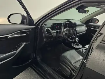 2022 Kia Seltos с пробегом 71 213 км