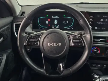 2022 Kia Seltos с пробегом 71 213 км