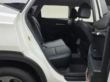 2024 Kia Seltos с пробегом 20 962 км