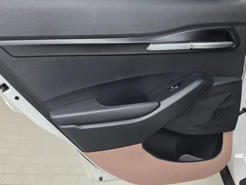 2024 Kia Seltos с пробегом 20 962 км