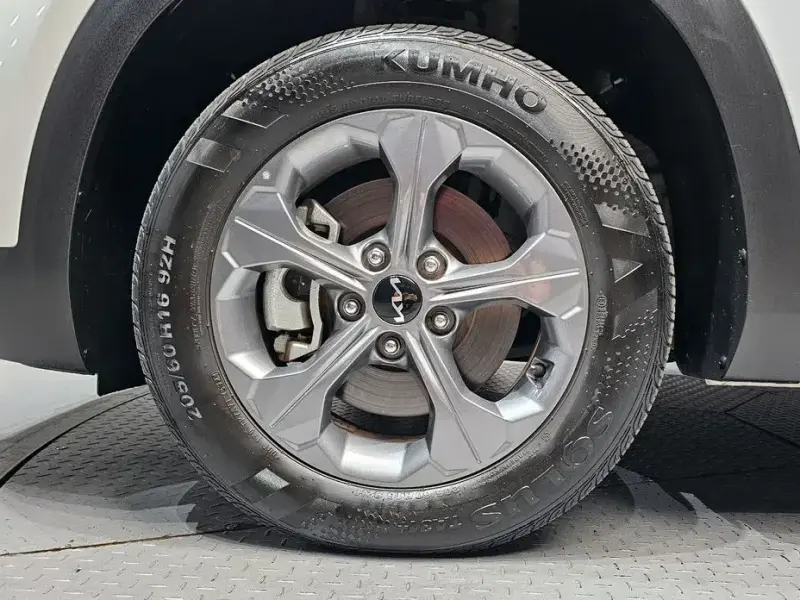 2024 Kia Seltos с пробегом 13 318 км