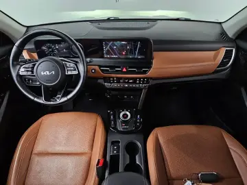 2023 Kia Seltos с пробегом 10 392 км