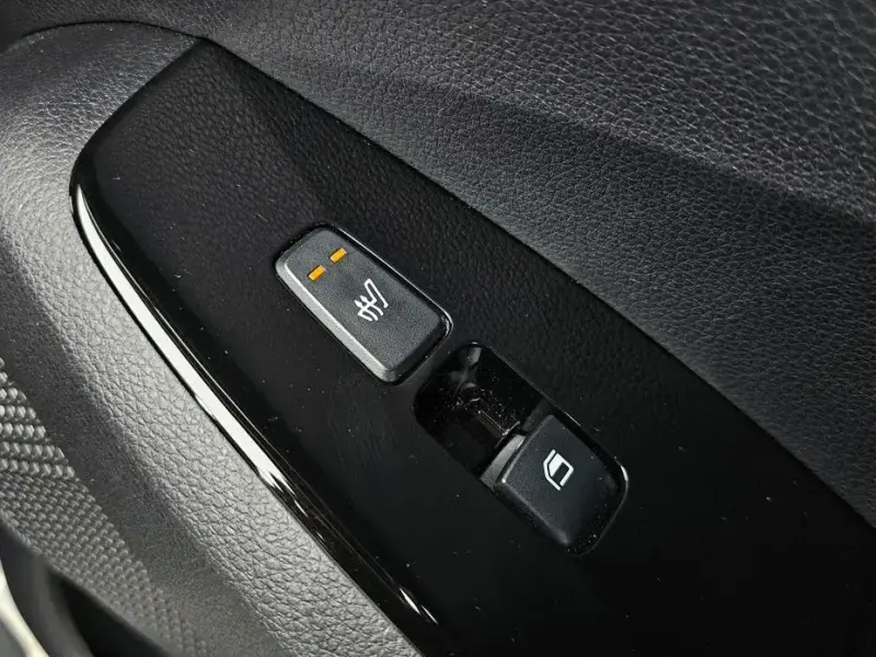2023 Kia Seltos с пробегом 10 392 км