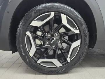 2023 Kia Seltos с пробегом 4 500 км