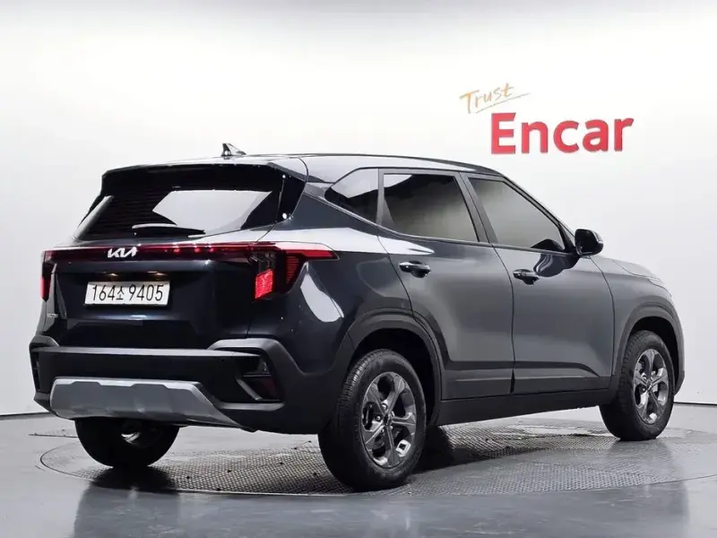 2025 Kia Seltos с пробегом 712 км