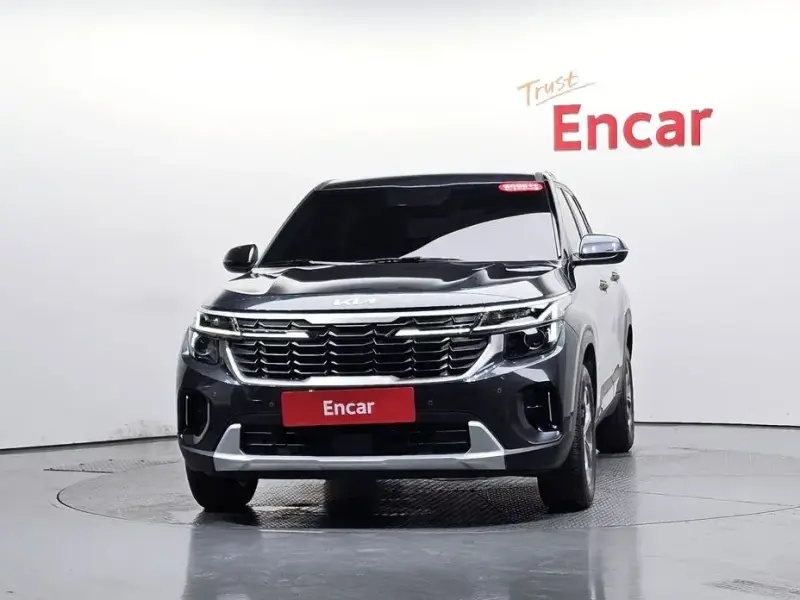 2025 Kia Seltos с пробегом 712 км