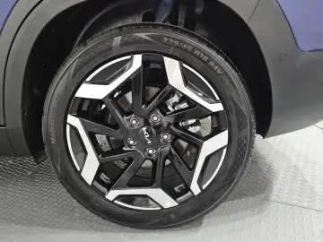 2025 Kia Seltos с пробегом 7 827 км