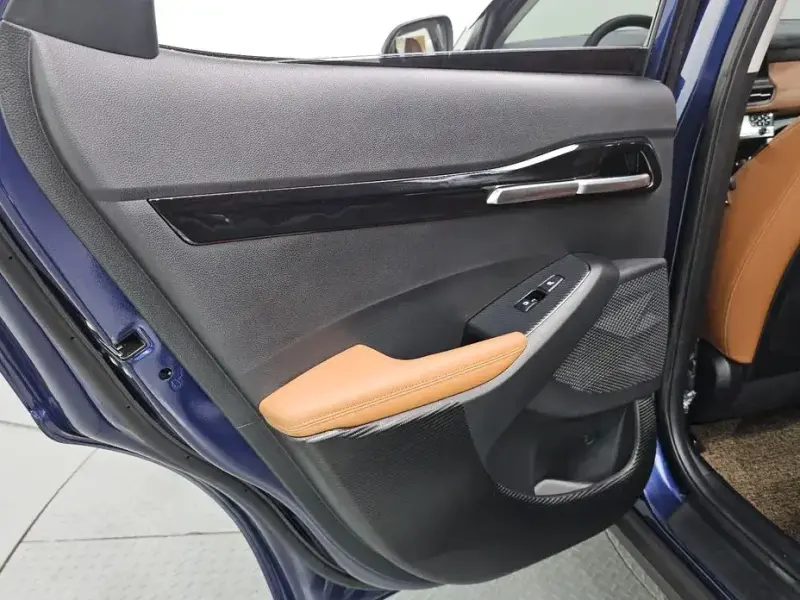 2025 Kia Seltos с пробегом 7 827 км
