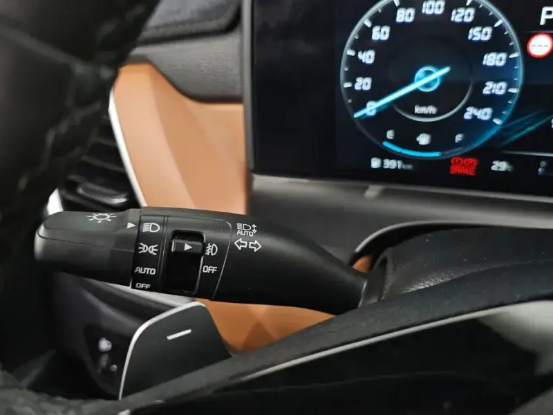 2025 Kia Seltos с пробегом 7 827 км