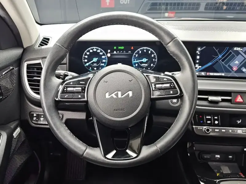 2024 Kia Seltos с пробегом 67 023 км