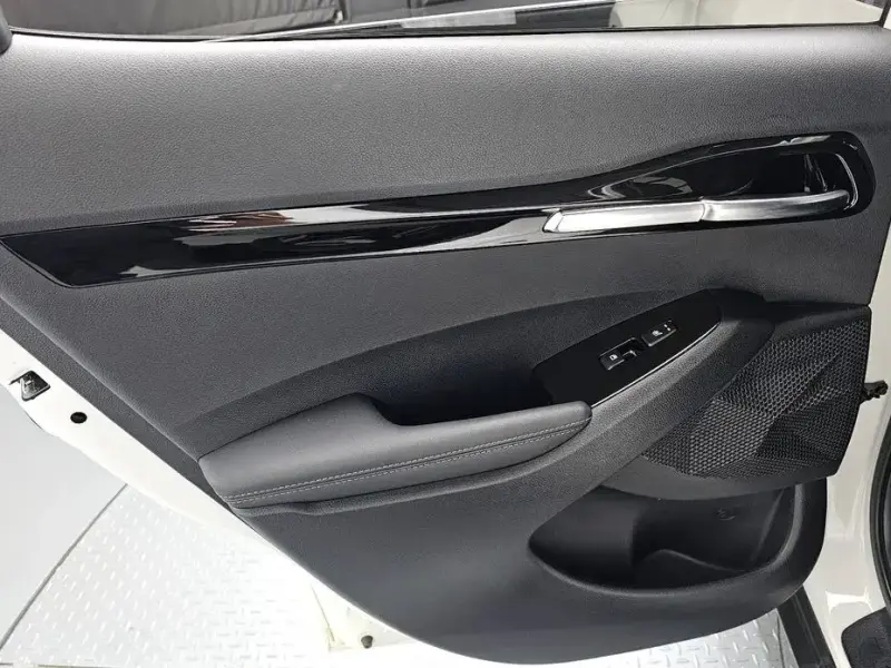 2024 Kia Seltos с пробегом 67 023 км