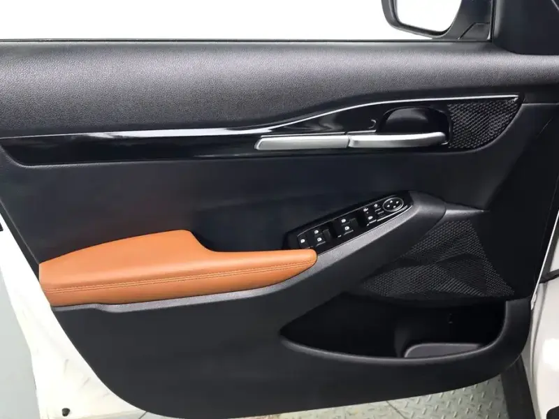 2023 Kia Seltos с пробегом 71 339 км