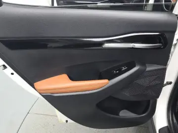 2023 Kia Seltos с пробегом 71 339 км