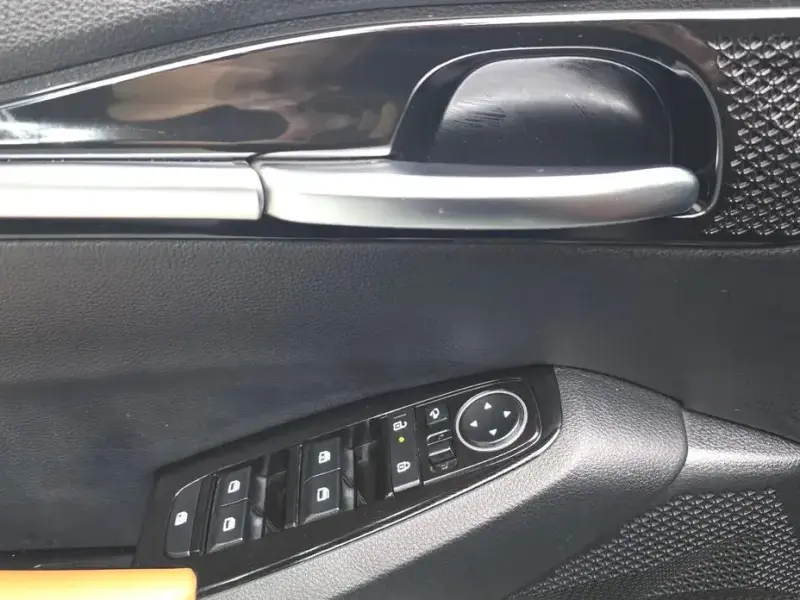 2023 Kia Seltos с пробегом 71 339 км