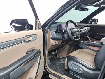 2023 Kia EV9 с пробегом 57 108 км