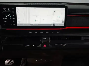 2023 Kia EV9 с пробегом 57 108 км