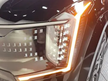 2023 Kia EV9 с пробегом 57 108 км