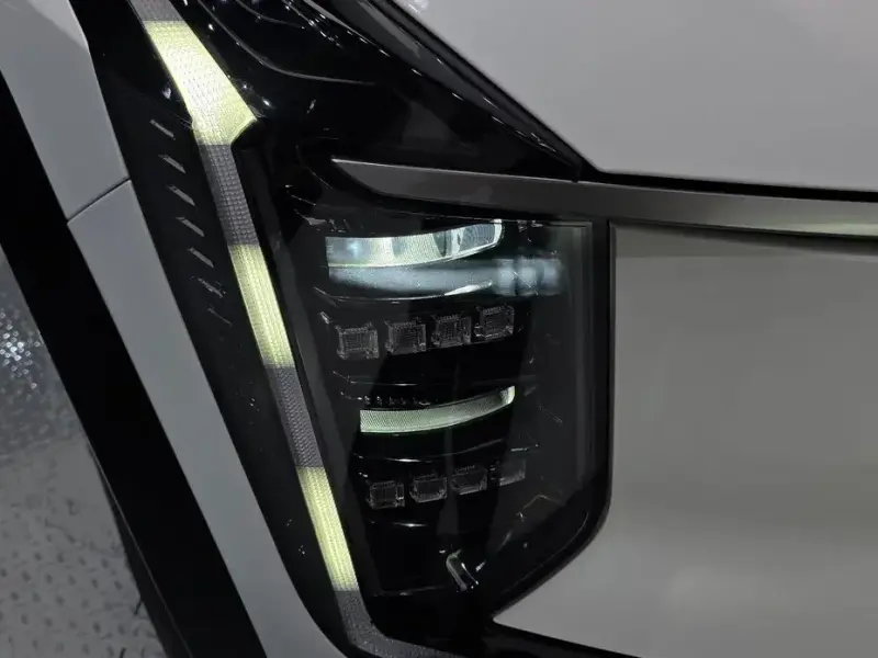 2023 Kia EV9 с пробегом 48 404 км