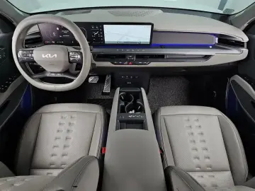 2023 Kia EV9 с пробегом 45 137 км