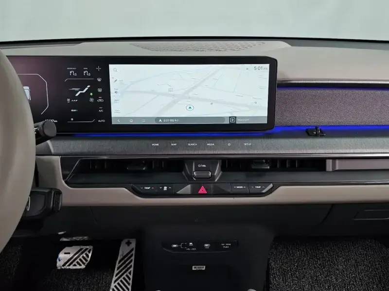2023 Kia EV9 с пробегом 45 137 км
