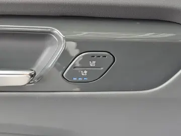 2023 Kia EV9 с пробегом 45 137 км