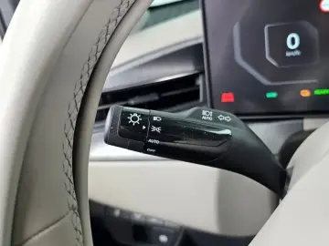2023 Kia EV9 с пробегом 45 137 км