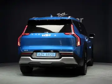 2023 Kia EV9 с пробегом 40 128 км