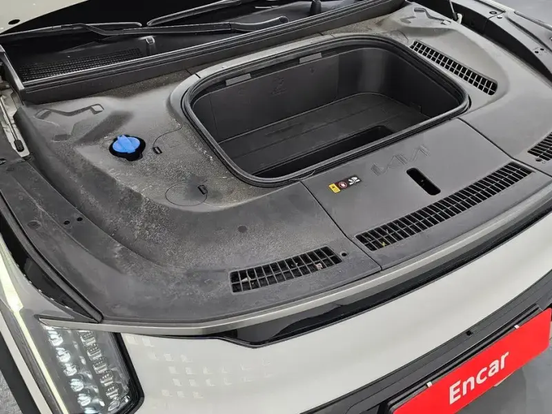 2023 Kia EV9 с пробегом 19 263 км