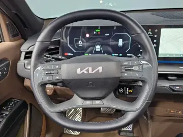 2023 Kia EV9 с пробегом 19 263 км