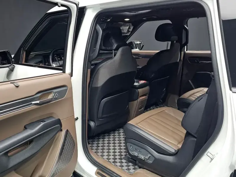 2023 Kia EV9 с пробегом 73 540 км