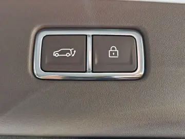 2023 Kia EV9 с пробегом 19 263 км