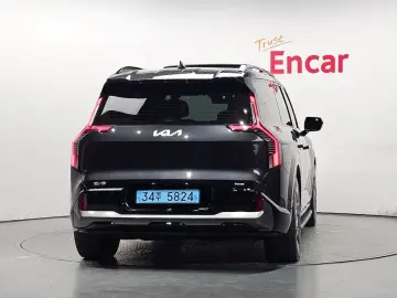 2023 Kia EV9 с пробегом 84 139 км