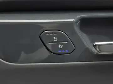 2023 Kia EV9 с пробегом 65 369 км