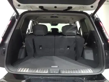 2023 Kia EV9 с пробегом 65 369 км