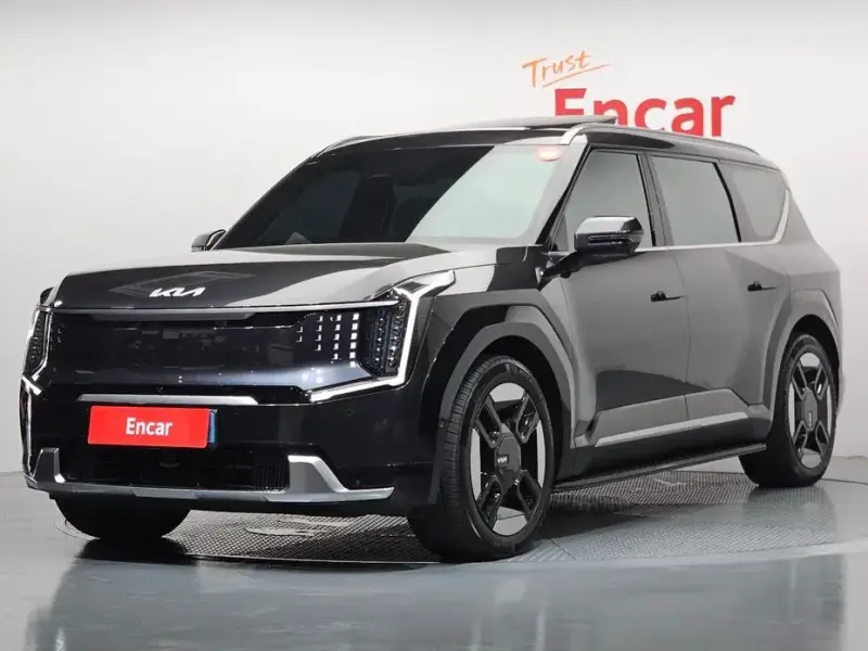 2023 Kia EV9 с пробегом 36 998 км