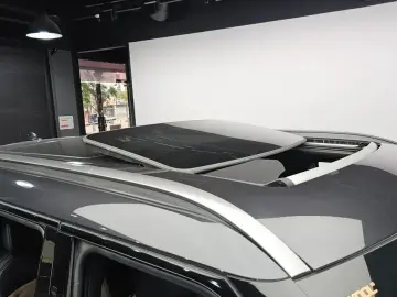 2023 Kia EV9 с пробегом 36 998 км