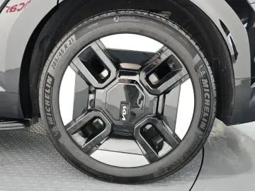 2023 Kia EV9 с пробегом 36 998 км