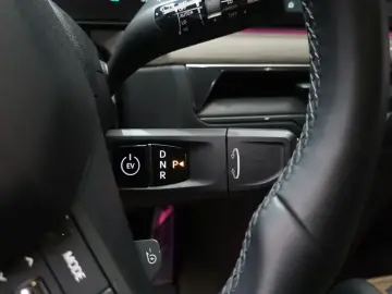 2023 Kia EV9 с пробегом 55 504 км