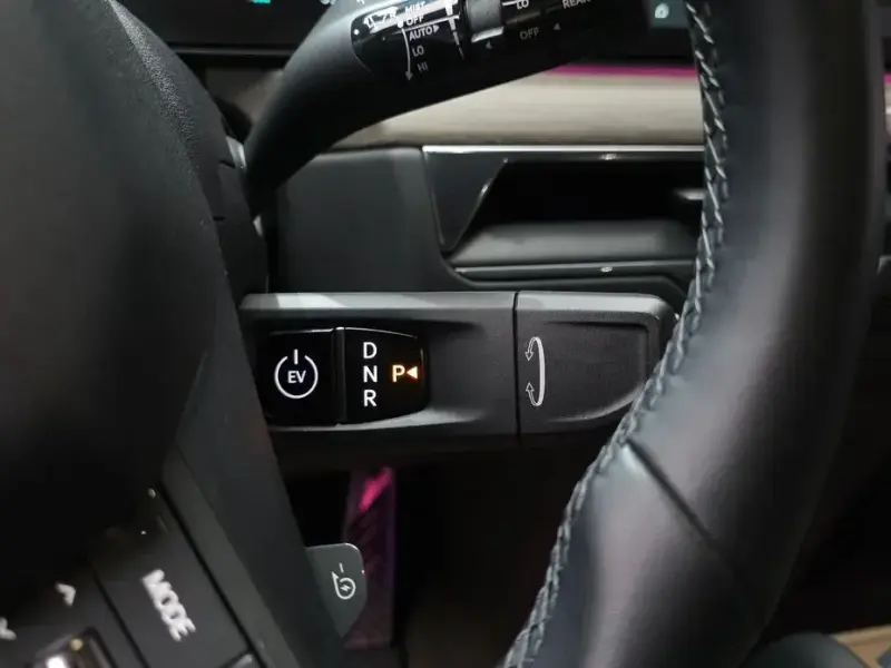 2023 Kia EV9 с пробегом 55 504 км