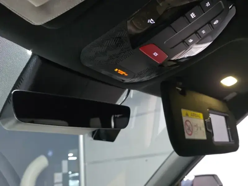 2023 Kia EV9 с пробегом 55 504 км