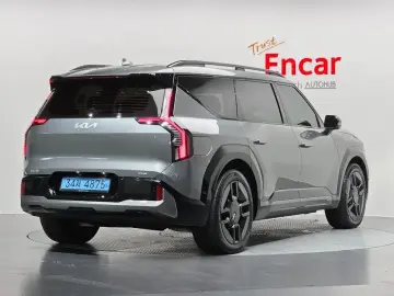 2025 Kia EV9 с пробегом 10 725 км