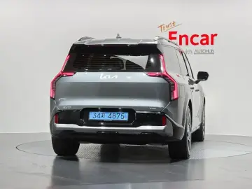 2025 Kia EV9 с пробегом 10 725 км