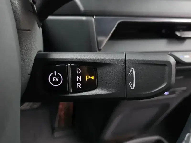 2025 Kia EV9 с пробегом 10 725 км